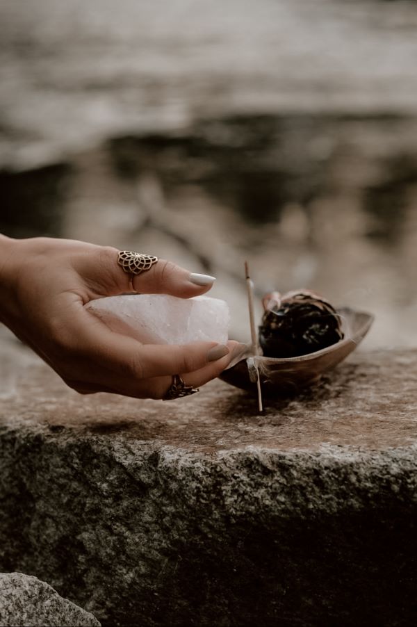 Spiritualität Medialität Medium Heilsteine Räucherwerk Karlsruhe